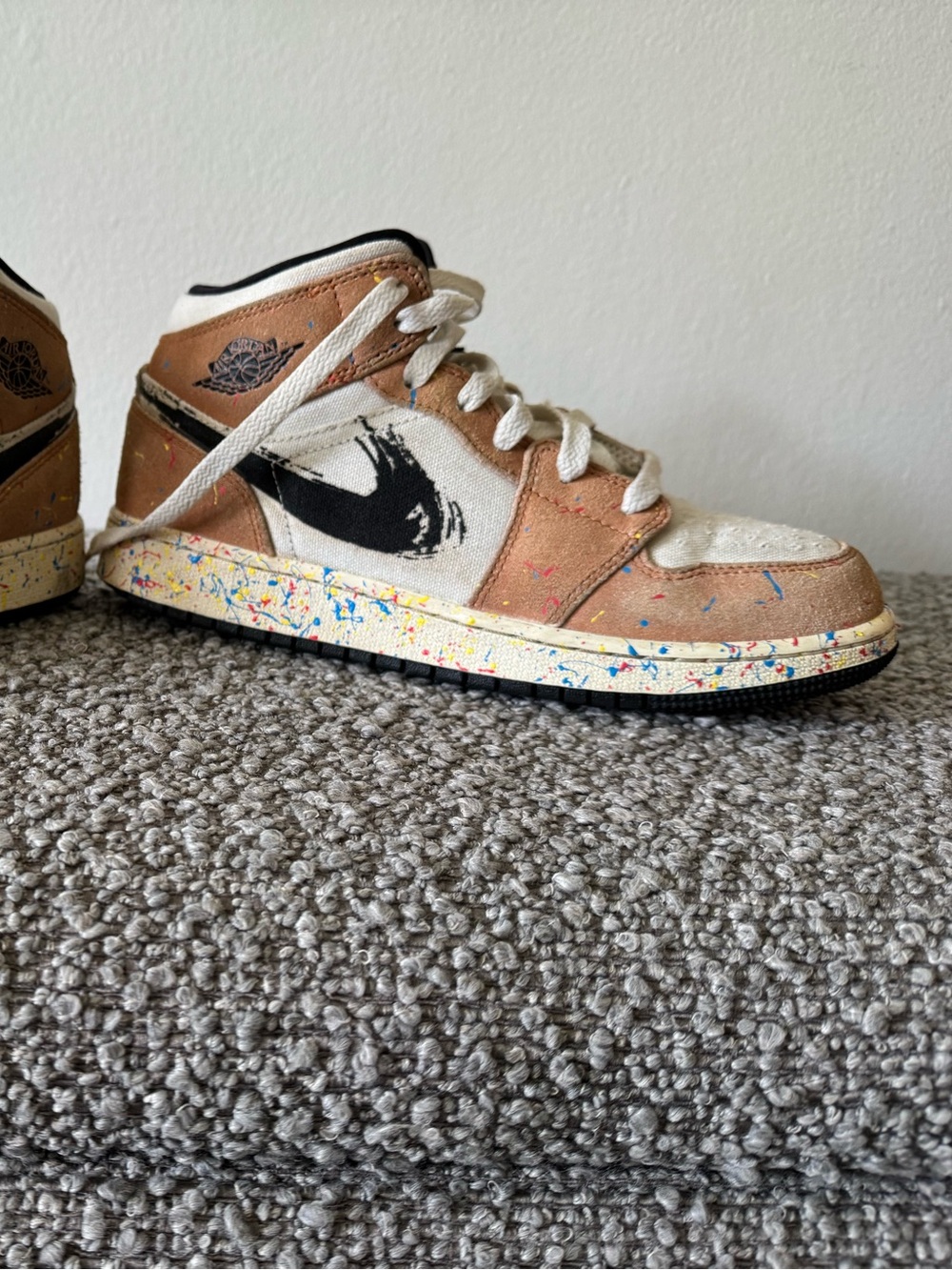 Nike Air Jordan 1 Mid SE Brushstroke